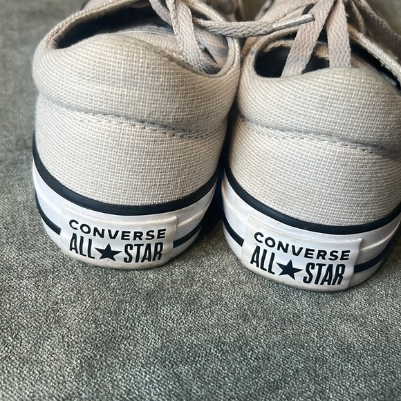 Converse All Star Women’s size 7 - Picture 5 of 7